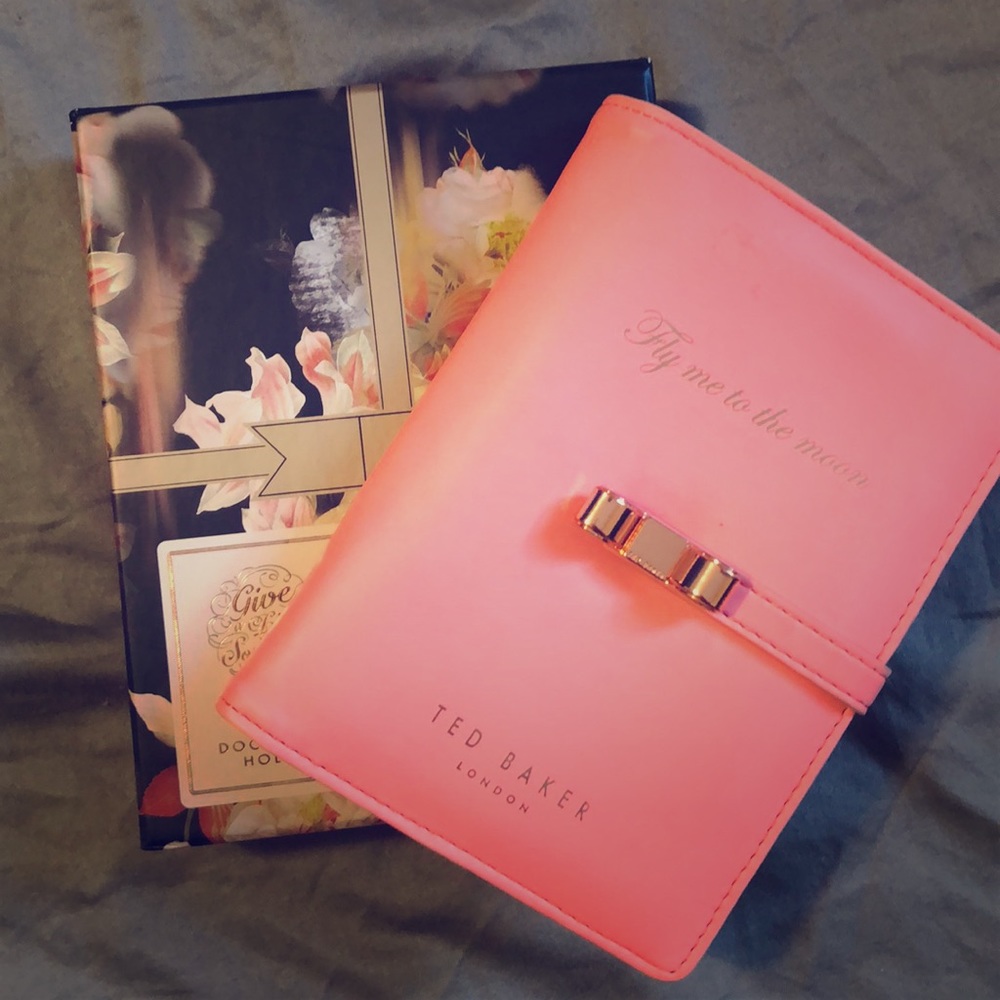 Ted baker London travel wallet